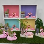 鮮やかなピンクが特徴の「幸運の鳥」フラミンゴ。いろいろなフラミンゴ達でお部屋を飾ってみてはいかがでしょうか。