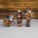 カボチャのお化けやゴーストなどのハロウィンらしい飾りがワンポイントのハーバリウム。